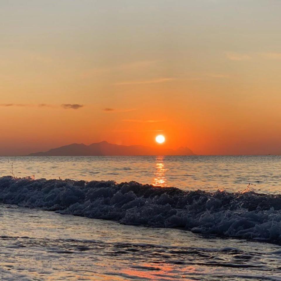 Black Rose Beach Suites Perissa  Zewnętrze zdjęcie